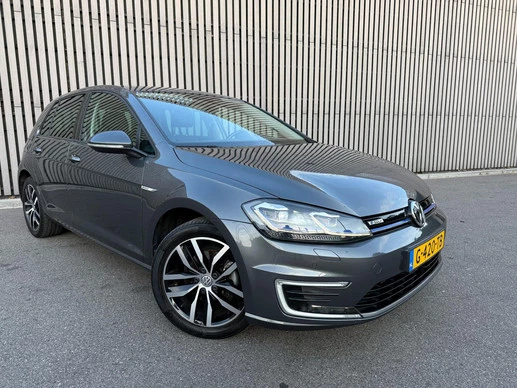Volkswagen e-Golf - Afbeelding 21 van 27