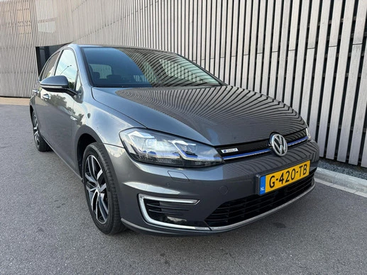 Volkswagen e-Golf - Afbeelding 25 van 27