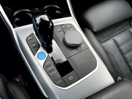BMW i4 - Afbeelding 12 van 30