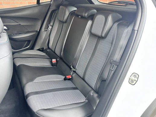 Peugeot e-2008 - Afbeelding 13 van 30