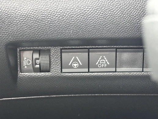Peugeot e-2008 - Afbeelding 17 van 30
