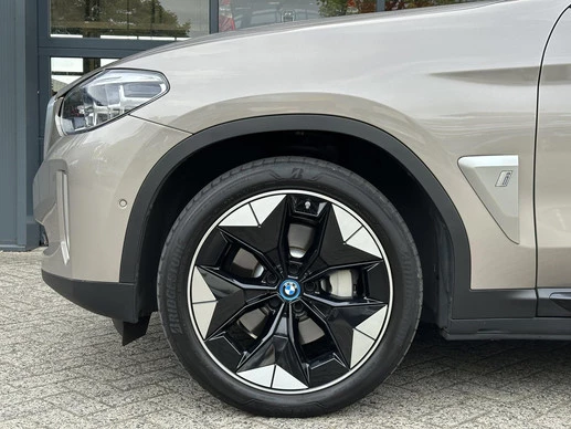 BMW iX3 - Afbeelding 11 van 30