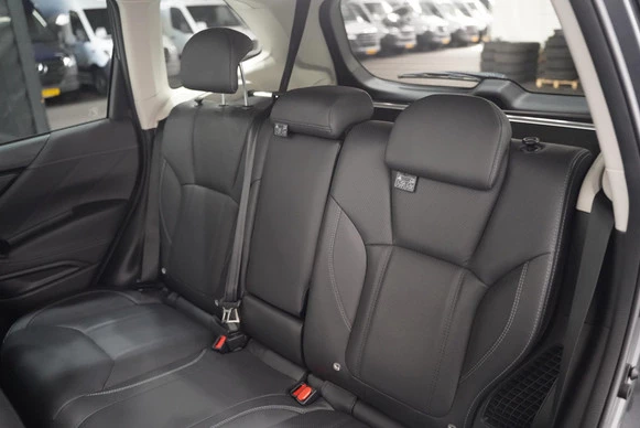Subaru Forester - Afbeelding 16 van 30