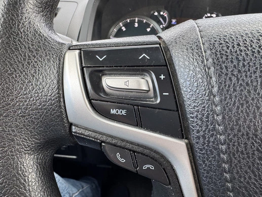 Toyota Land Cruiser - Afbeelding 15 van 25