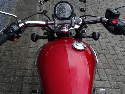 Triumph Bonneville - Afbeelding 12 van 17