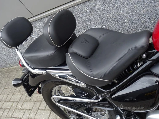 Triumph Bonneville - Afbeelding 13 van 17