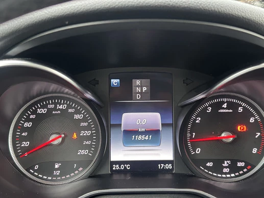 Mercedes-Benz GLC - Afbeelding 28 van 30