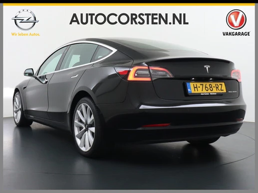 Tesla Model 3 - Afbeelding 2 van 30