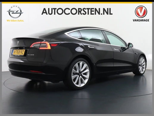 Tesla Model 3 - Afbeelding 5 van 30