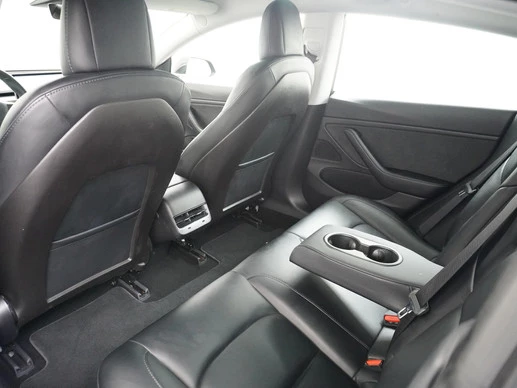 Tesla Model 3 - Afbeelding 11 van 30