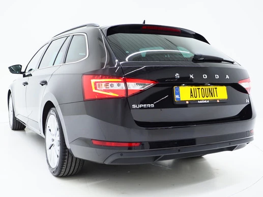 Škoda Superb - Afbeelding 3 van 30