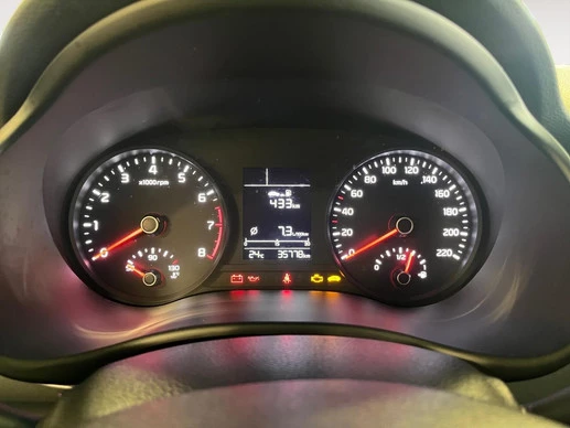 Kia Stonic - Afbeelding 15 van 23