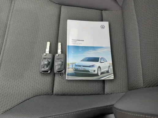 Volkswagen e-Golf - Afbeelding 15 van 17