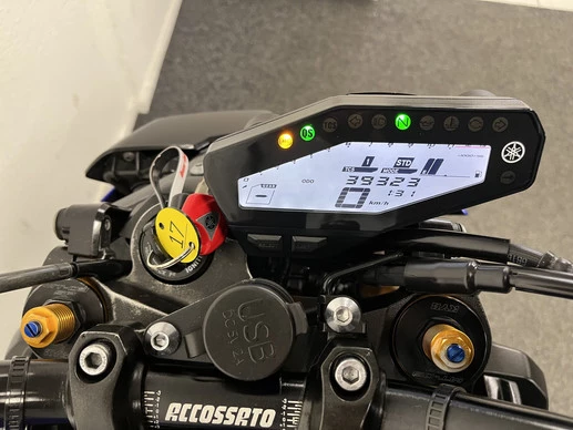 Yamaha MT 09 - Afbeelding 2 van 19