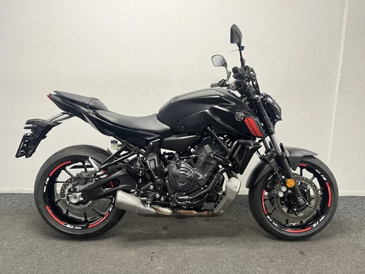 Yamaha MT 07 - Afbeelding 1 van 21
