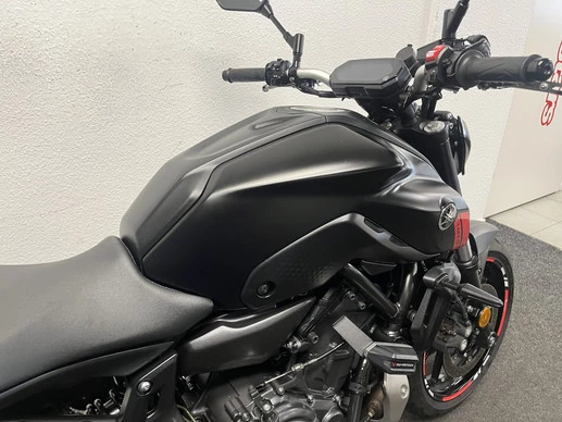 Yamaha MT 07 - Afbeelding 10 van 21