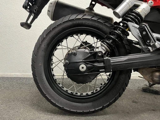 Moto Guzzi V85 - Afbeelding 8 van 22