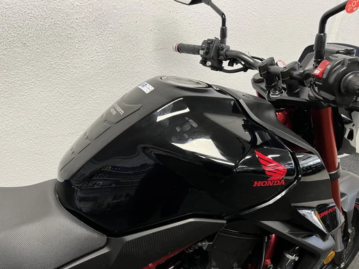 Honda CB 750 - Afbeelding 11 van 22