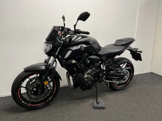 Yamaha MT 07 - Afbeelding 14 van 22