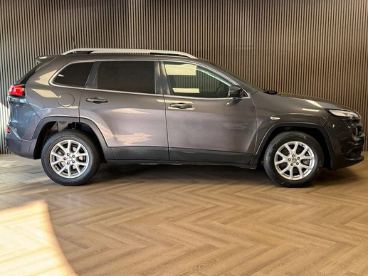 Jeep Cherokee - Afbeelding 4 van 30