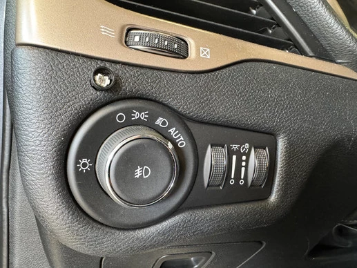 Jeep Cherokee - Afbeelding 17 van 30