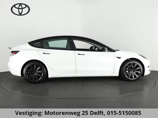 Tesla Model 3 - Afbeelding 4 van 10