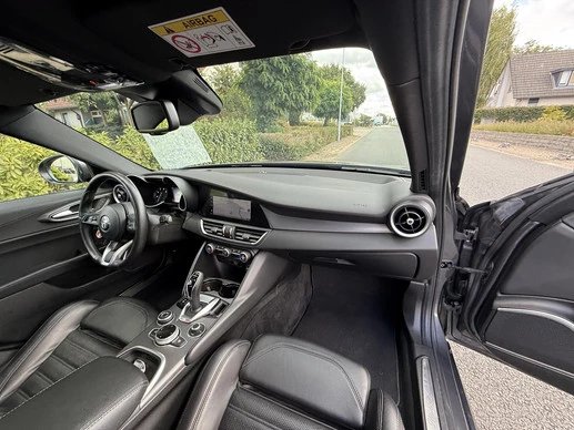 Alfa Romeo Giulia - Afbeelding 29 van 30