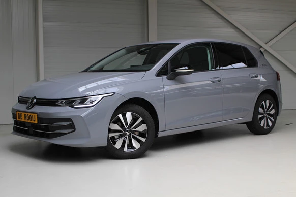 Volkswagen Golf - Afbeelding 1 van 28