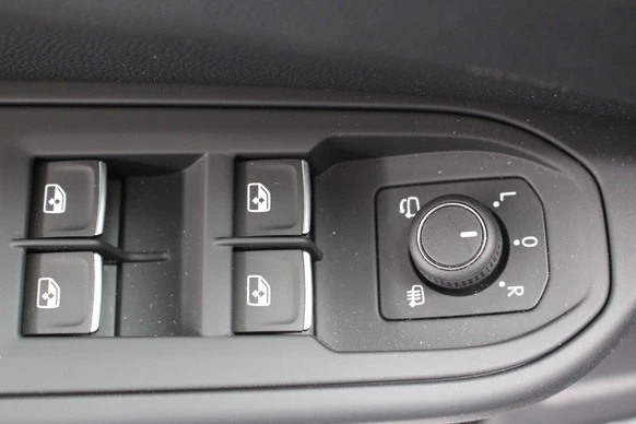 Volkswagen Golf - Afbeelding 14 van 28