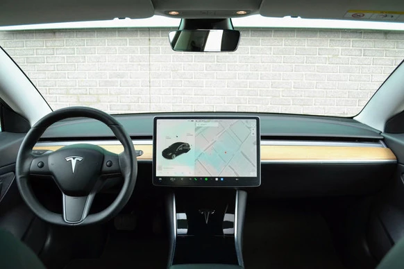 Tesla Model 3 - Afbeelding 11 van 29