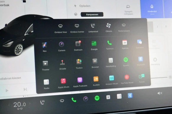 Tesla Model 3 - Afbeelding 20 van 29