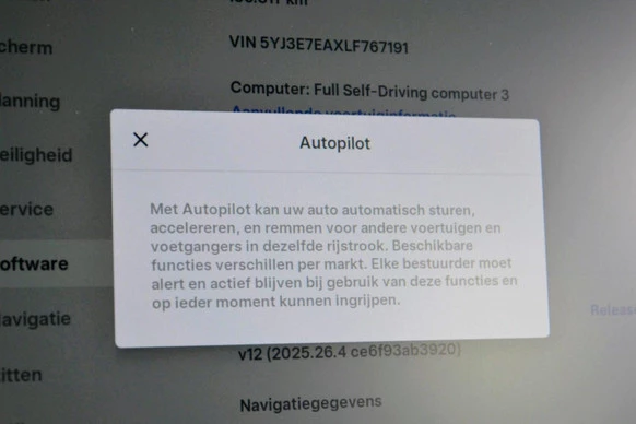 Tesla Model 3 - Afbeelding 22 van 29