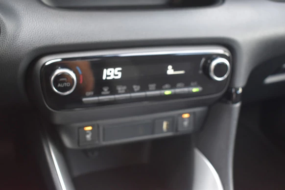 Mazda 2 Hybrid - Afbeelding 12 van 30