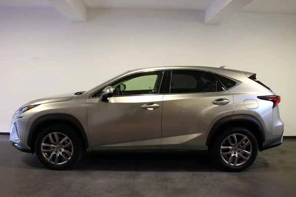 Lexus NX - Afbeelding 2 van 30