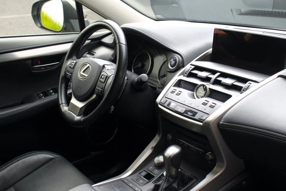Lexus NX - Afbeelding 15 van 30