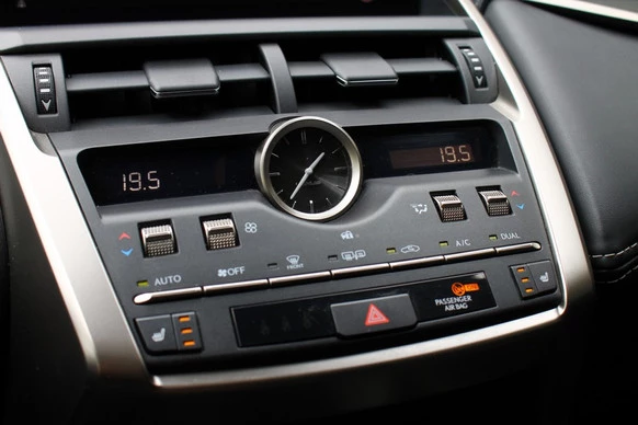 Lexus NX - Afbeelding 25 van 30