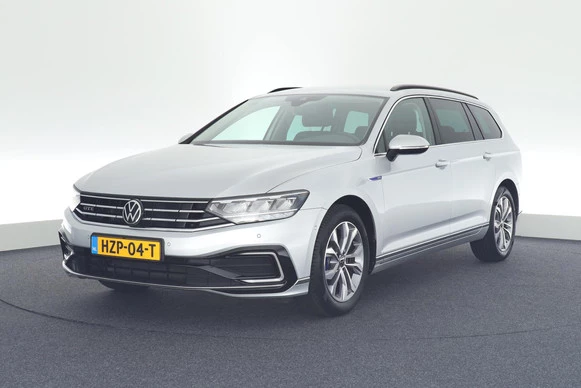 Volkswagen Passat - Afbeelding 1 van 30