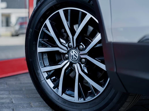 Volkswagen Tiguan - Afbeelding 23 van 30