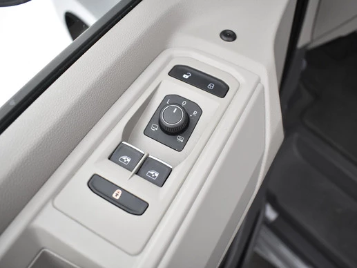 Volkswagen Multivan - Afbeelding 19 van 28