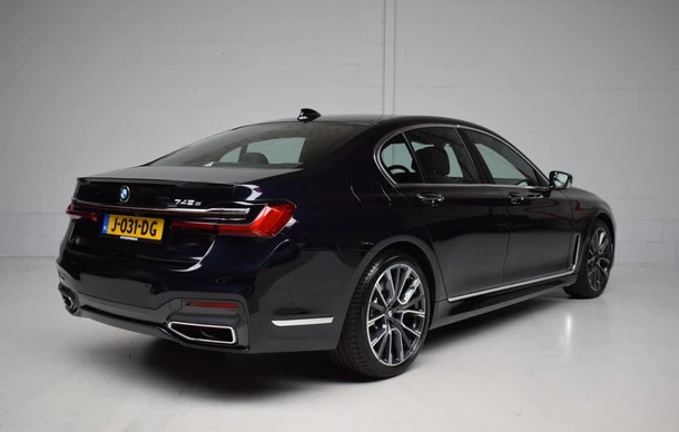 BMW 7 Serie - Afbeelding 2 van 30