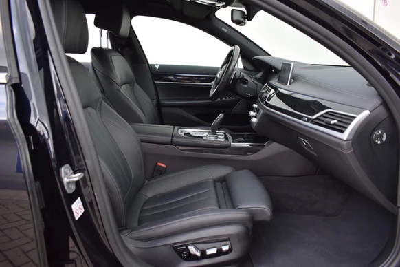 BMW 7 Serie - Afbeelding 9 van 30