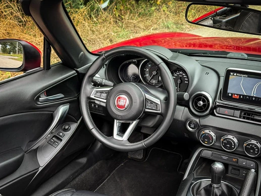 Fiat 124 Spider - Afbeelding 10 van 30