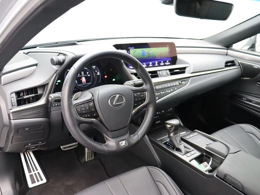 Lexus ES - Afbeelding 15 van 30