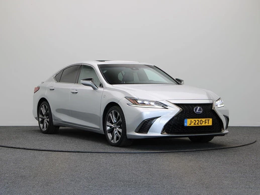 Lexus ES - Afbeelding 16 van 30