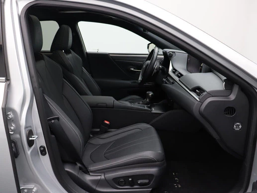 Lexus ES - Afbeelding 20 van 30