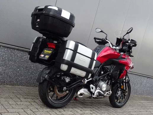 Benelli TRK - Afbeelding 3 van 17