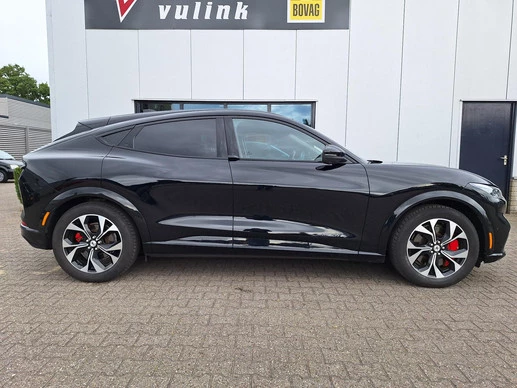 Ford Mustang Mach-E - Afbeelding 23 van 26