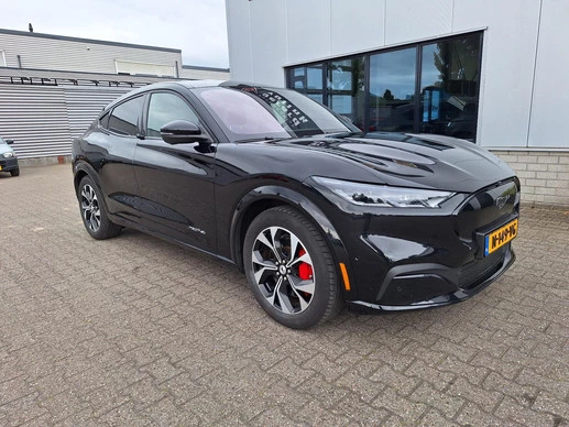 Ford Mustang Mach-E - Afbeelding 24 van 26