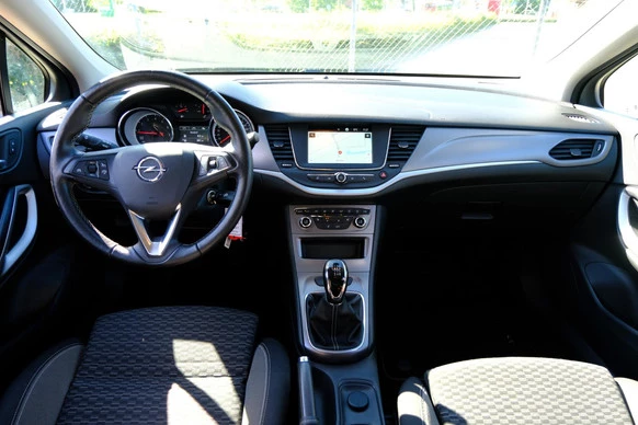 Opel Astra - Afbeelding 10 van 30