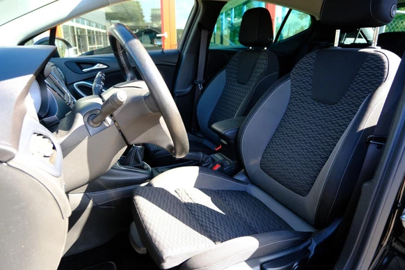 Opel Astra - Afbeelding 22 van 30